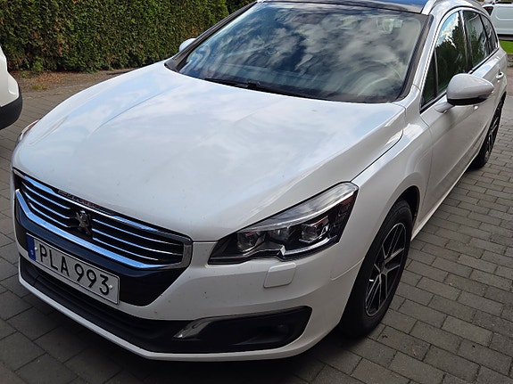 Peugeot 508 2 of 15