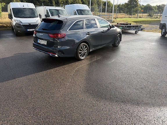 Kia Ceed 4 of 10