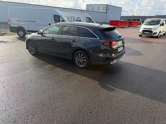 Kia Ceed 5 of 10