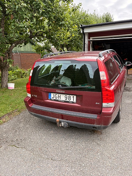 Volvo V70 4 of 7