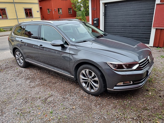 Volkswagen Passat 10 of 10