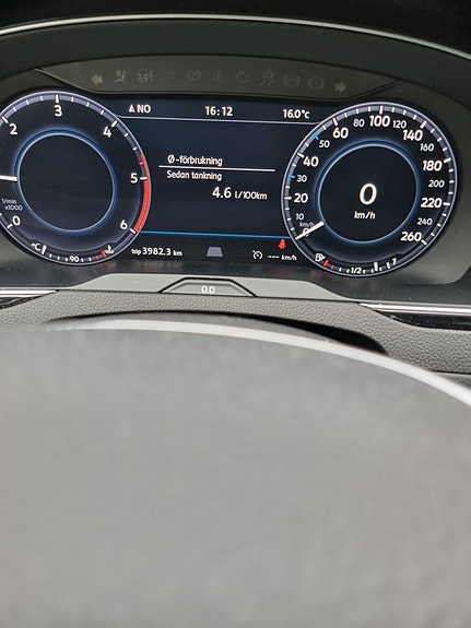 Volkswagen Passat 6 of 10