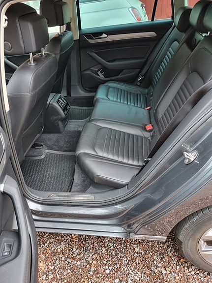 Volkswagen Passat 8 of 10