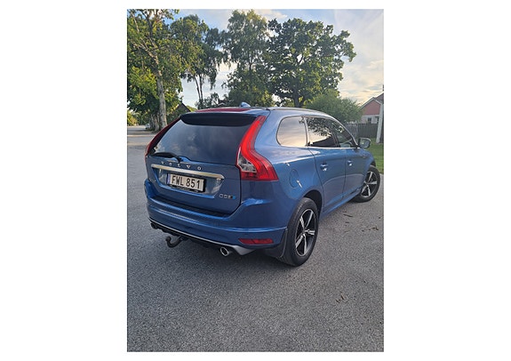Volvo XC60 3 of 12