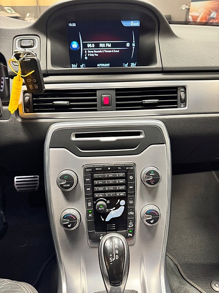 Volvo XC70 12 of 13