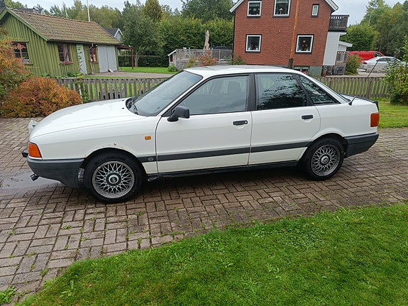 Audi 80 2 of 11