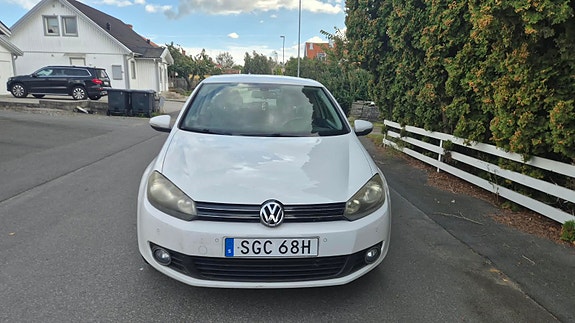 Volkswagen Golf VI 2 of 6
