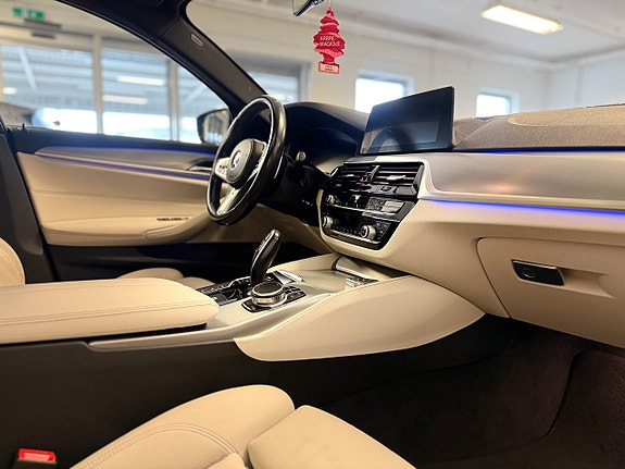 BMW 530e 13 of 20
