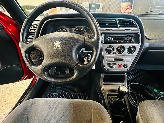 Peugeot 306 11 of 18