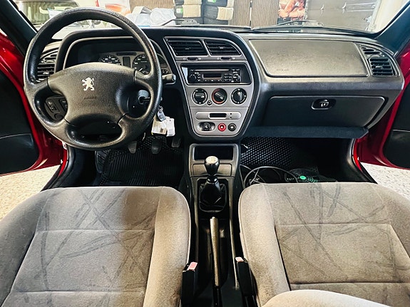 Peugeot 306 10 of 18