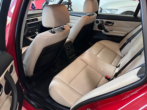 BMW 325i 7 of 7