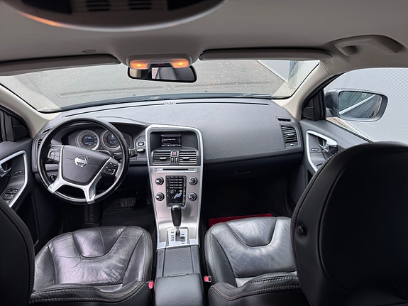 Volvo XC60 6 of 9