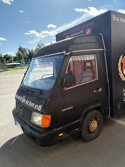Mercedes-Benz MB 100 13 of 23