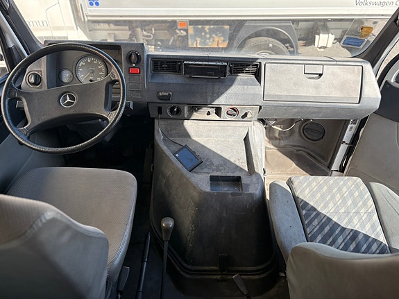 Mercedes-Benz MB 100 16 of 23