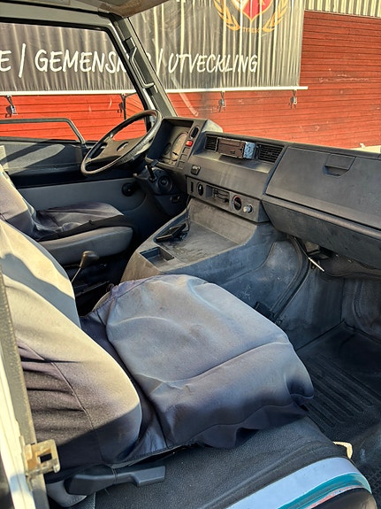 Mercedes-Benz MB 100 7 of 23