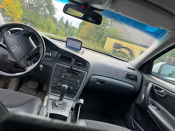 Volvo XC70 14 of 16