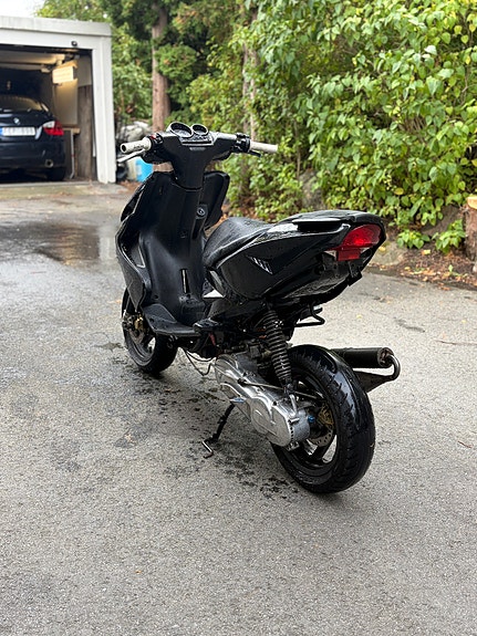 Yamaha Aerox 5 of 7