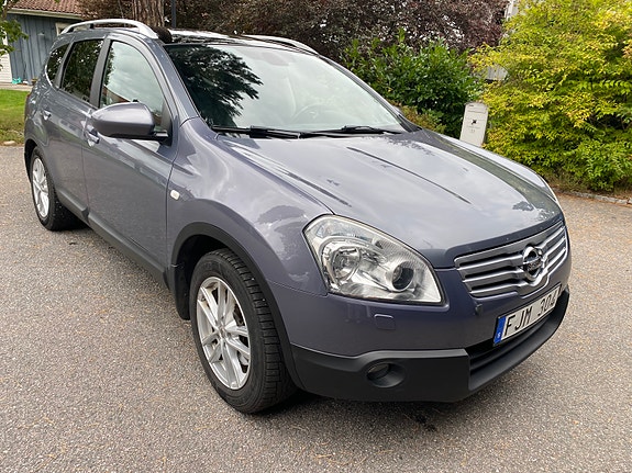 Nissan Qashqai+2 8 of 25