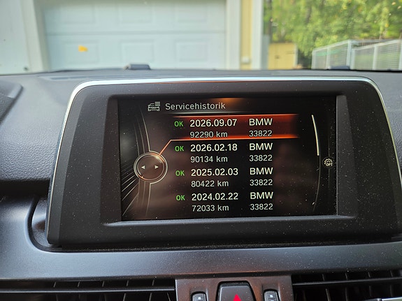 BMW 218i 11 of 13