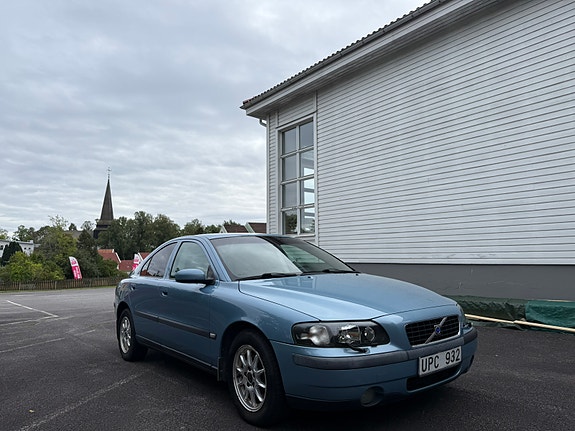 Volvo S60 3 of 9