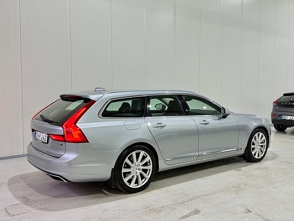 Volvo V90 4 of 23