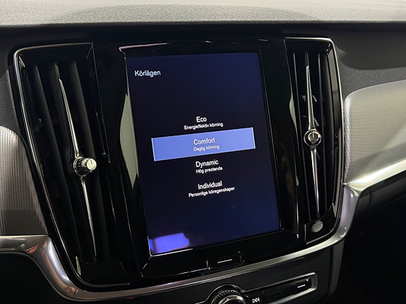 Volvo V90 22 of 23