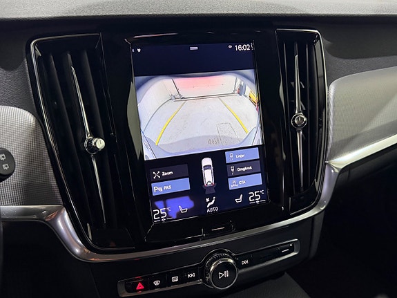 Volvo V90 17 of 23