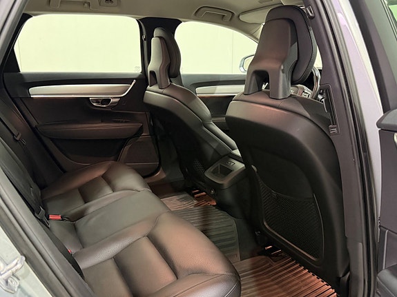 Volvo V90 11 of 23