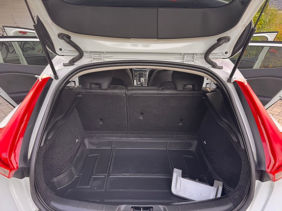 Volvo V40 Cross Country 7 of 8