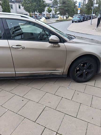 Citroen C5 4 of 4