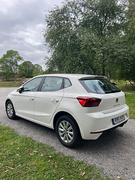 Seat Ibiza 5 of 10