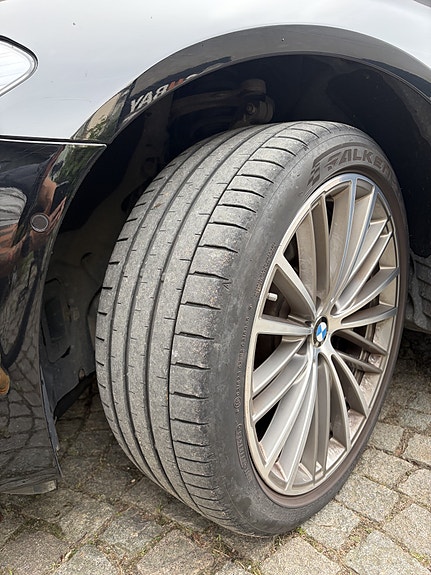 BMW 520d 5 of 7