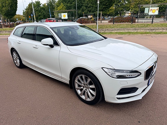 Volvo V90 9 of 30