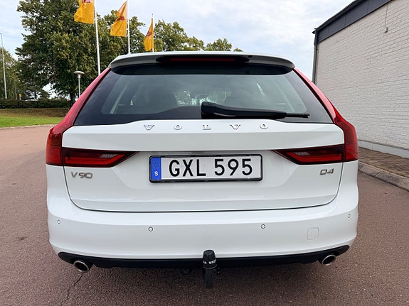 Volvo V90 6 of 30