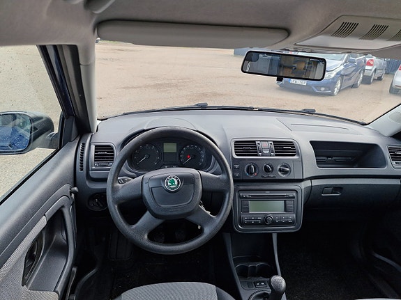 Skoda Fabia 5 of 7
