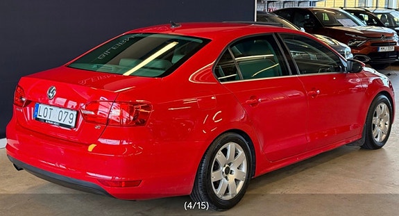 Volkswagen Jetta 6 of 15