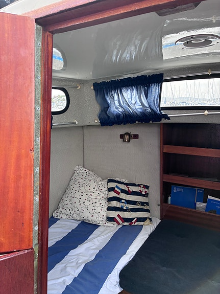 Albin 25 Deluxe "Maja" – Perkins M50, mycket utrustning 8 of 17