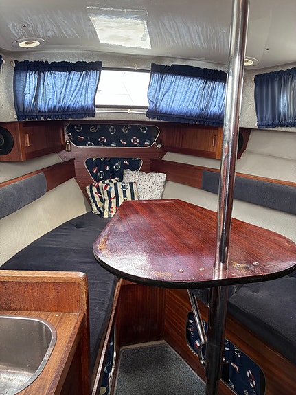 Albin 25 Deluxe "Maja" – Perkins M50, mycket utrustning 11 of 17