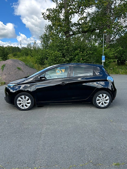 Renault Zoe 2 of 6