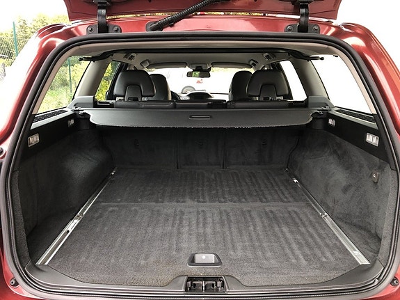 Volvo V70 11 of 16