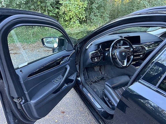 BMW 520d 9 of 21