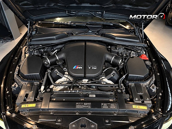 BMW M6 2 of 2