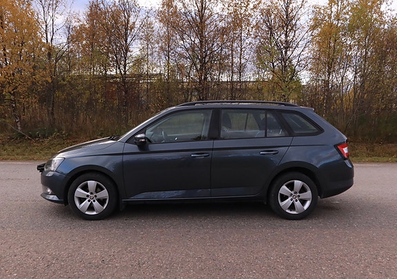 Skoda Fabia 2 of 13