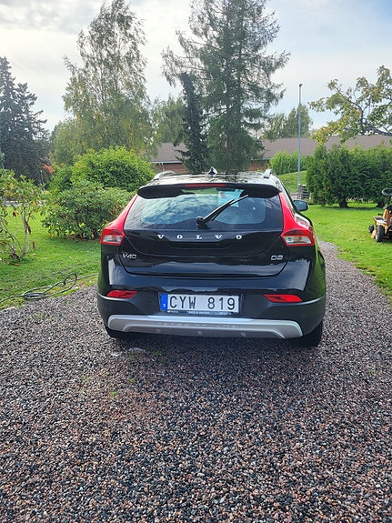 Volvo V40 Cross Country 4 of 10