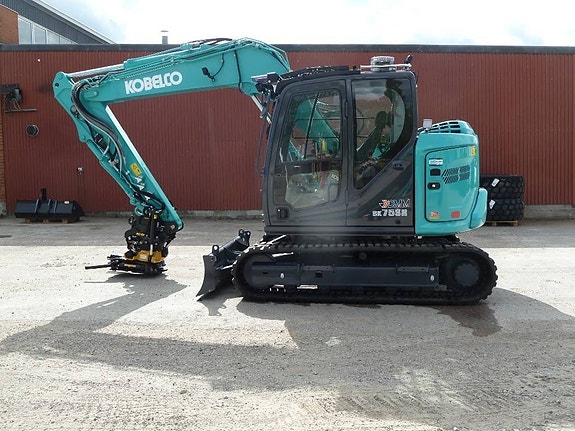 Kobelco SK75SR-7 8 of 13