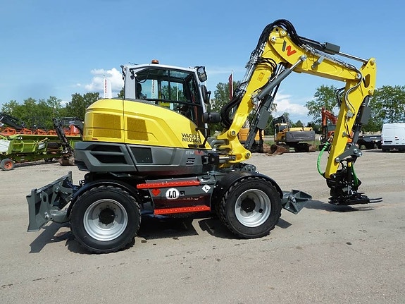 Wacker Neuson EW100-2 3 of 13