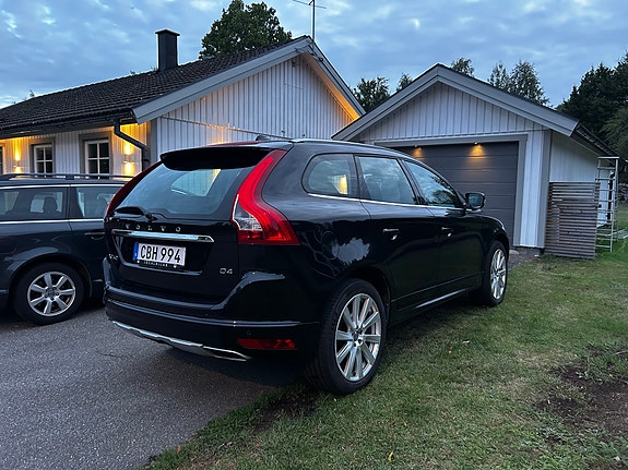Volvo XC60 12 of 15