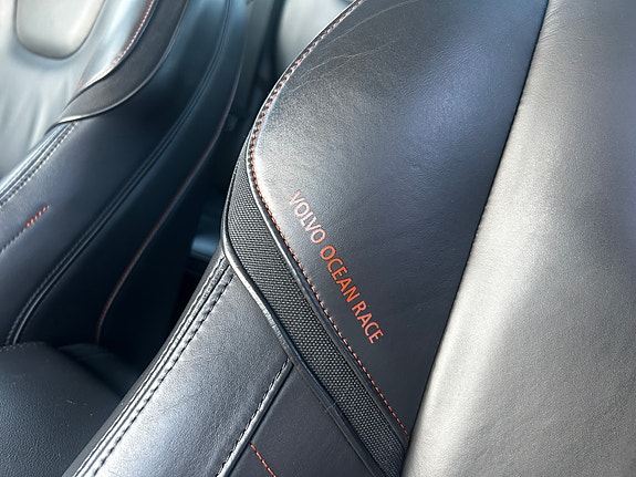 Volvo XC60 3 of 15