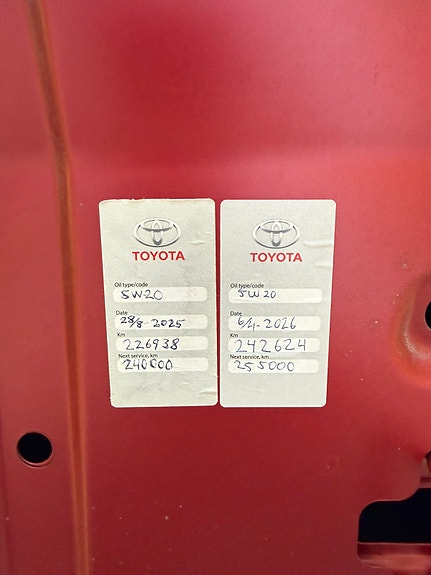 Toyota RAV4 12 of 16