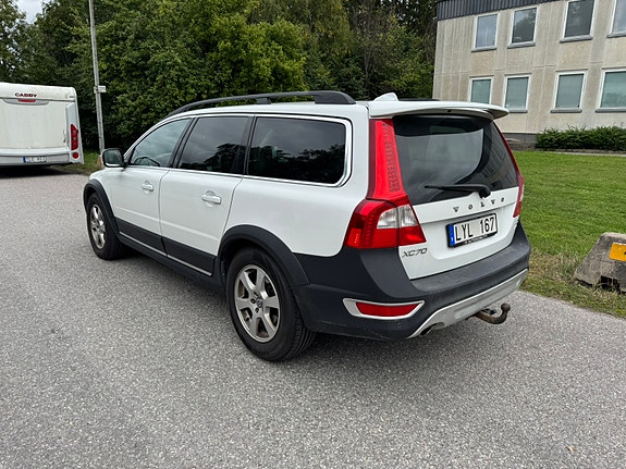 Volvo XC70 4 of 7
